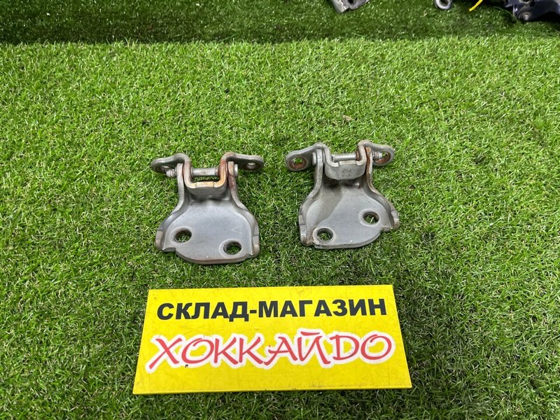 Петля двери Honda Odyssey RA1 F22B 10.1994 передняя левая (б/у)