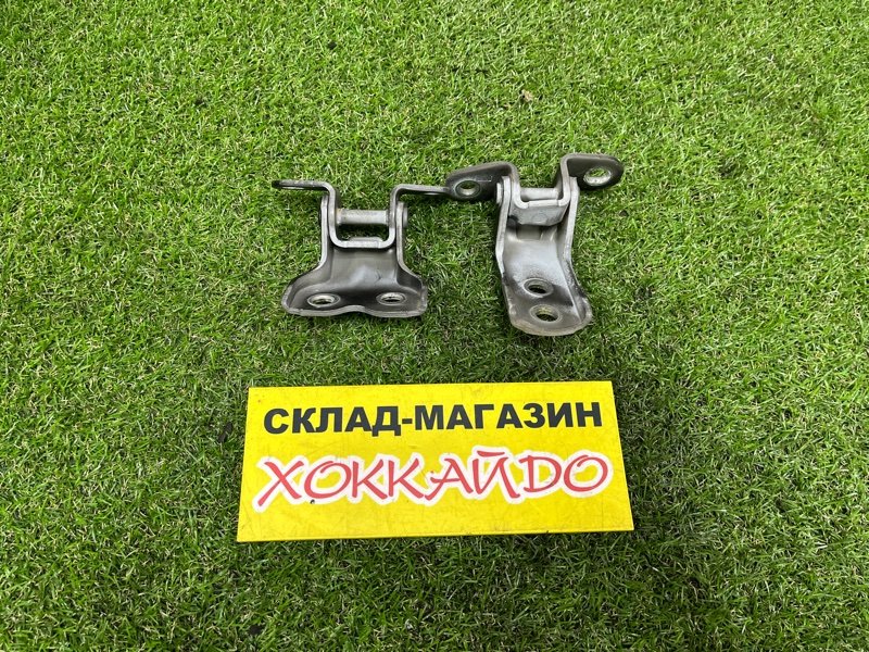 Петля двери Toyota Allex NZE121 1NZ-FE 01.2001 передняя левая (б/у)