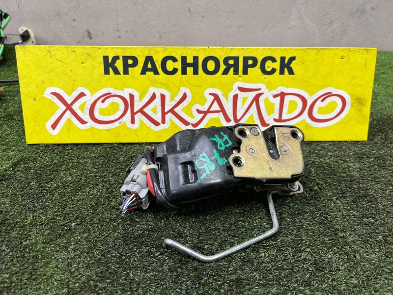 Замок дверной Toyota Grand Hiace VCH16W 5VZ-FE 08.1999 передний правый (б/у)