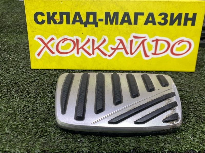 Накладка на педаль Toyota Verossa GX110 1G-FE 07.2001 (б/у)