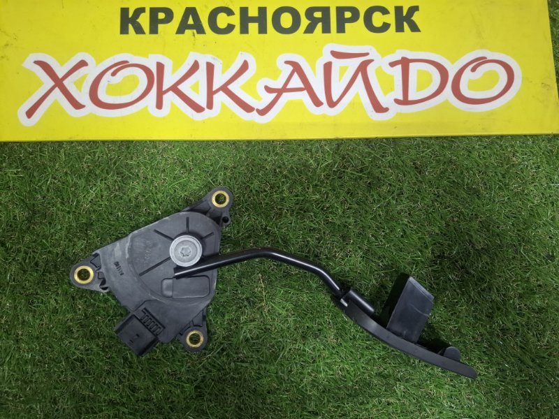 Педаль газа Nissan Tiida Latio SC11 HR15DE 01.2008 (б/у)