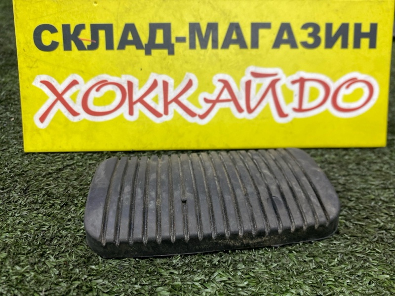 Накладка на педаль Toyota Grand Hiace VCH16W 5VZ-FE 08.1999 (б/у)