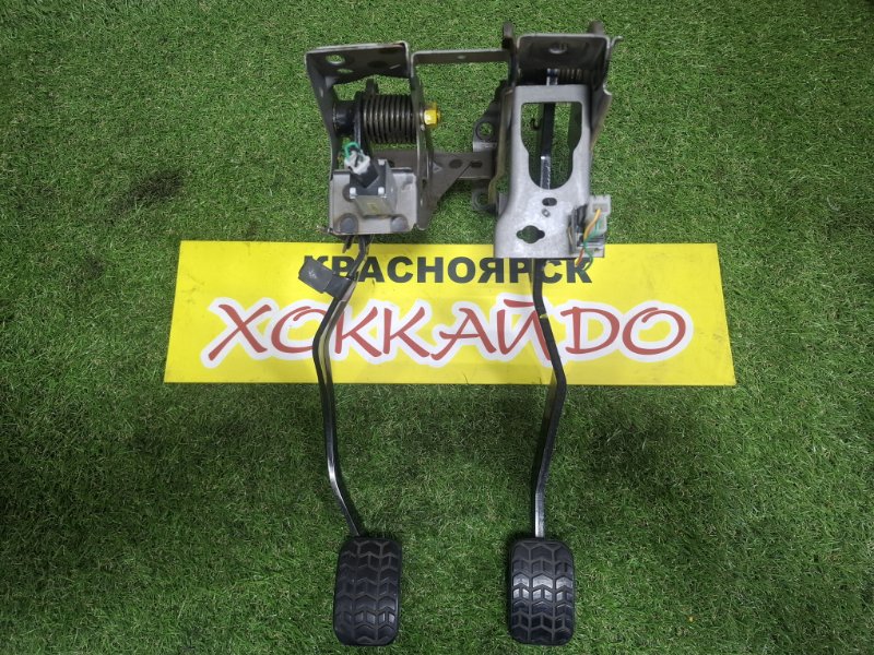 Педаль газа Mazda Demio DW5W B5E 12.1999 (б/у)