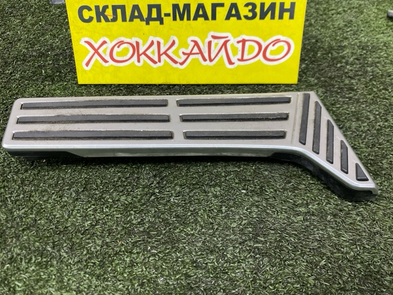 Накладка на педаль Toyota Verossa GX110 1G-FE 07.2001 (б/у)