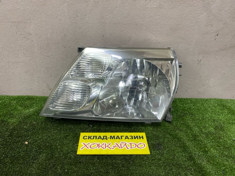 Фара Toyota Grand Hiace VCH16W 5VZ-FE 08.1999 левая (б/у)