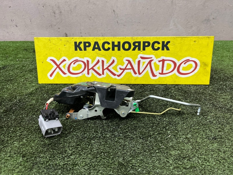 Замок дверной Toyota Grand Hiace VCH16W 5VZ-FE 08.1999 передний левый (б/у)