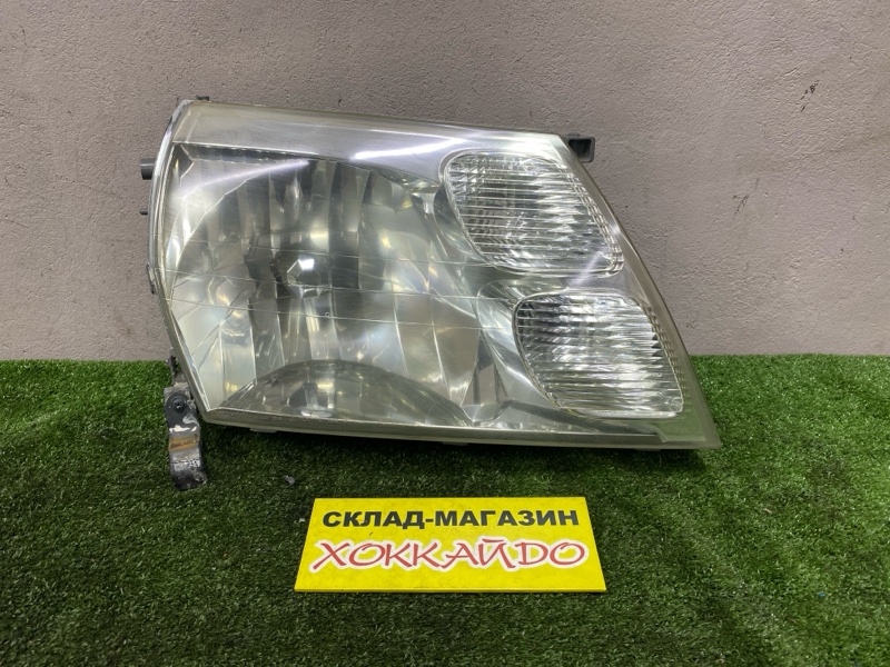 Фара Toyota Grand Hiace VCH16W 5VZ-FE 08.1999 правая (б/у)