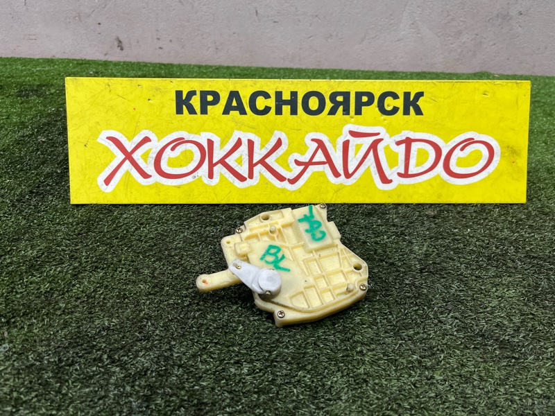 Электропривод замка дверей Honda Odyssey RA6 F23A 12.1999 задний левый (б/у)