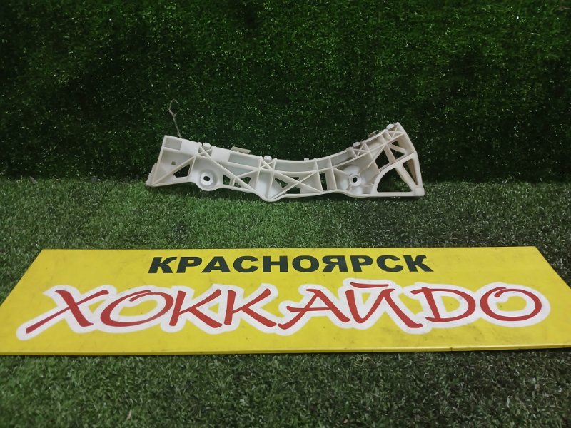 Клипса бампера Mazda Axela BKEP LF-DE 10.2003 задняя правая (б/у)