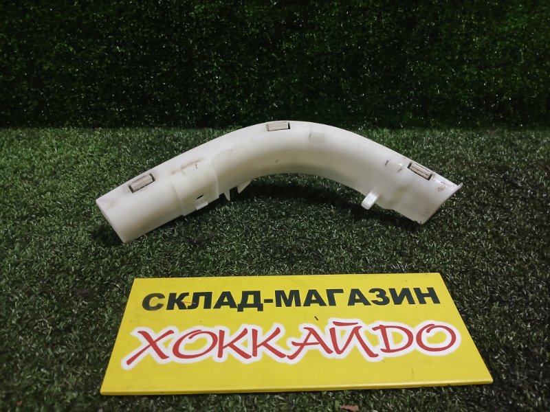 Клипса бампера Nissan Presage TU31 QR25DE 06.2003 задняя правая (б/у)