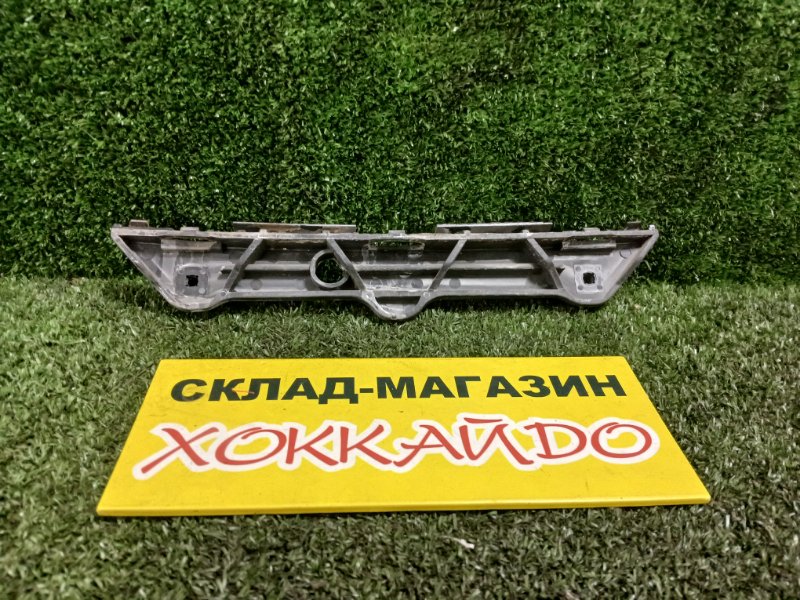 Клипса бампера Lexus SC430 UZZ40 3UZ-FE 07.2005 задняя левая (б/у)