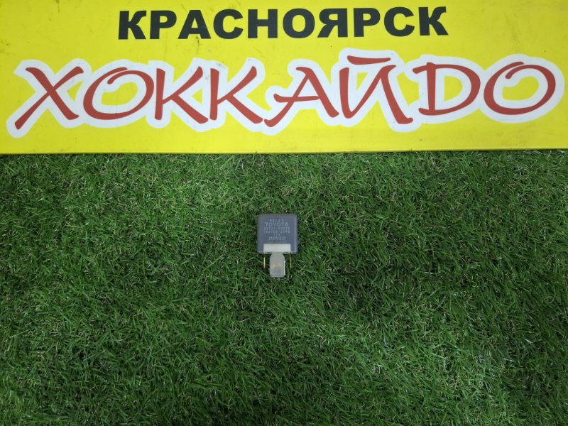 Реле Toyota Prius Alpha ZVW41W 2ZR-FXE 05.2011 (б/у)