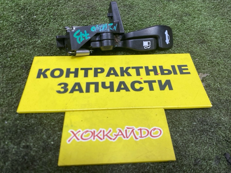 Ручка открывания багажника Toyota Premio NZT240 1NZ-FE 12.2001 (б/у)