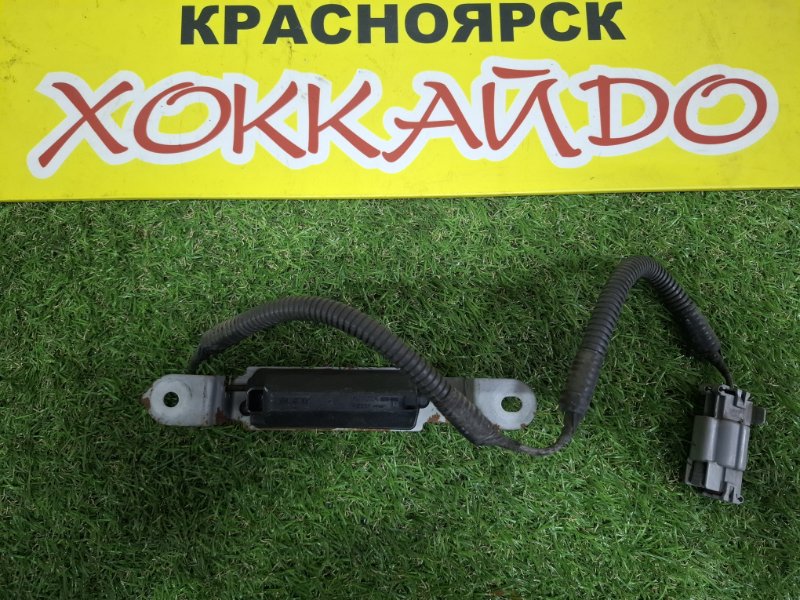 Датчик Lexus SC430 UZZ40 3UZ-FE 07.2005 передний левый (б/у)