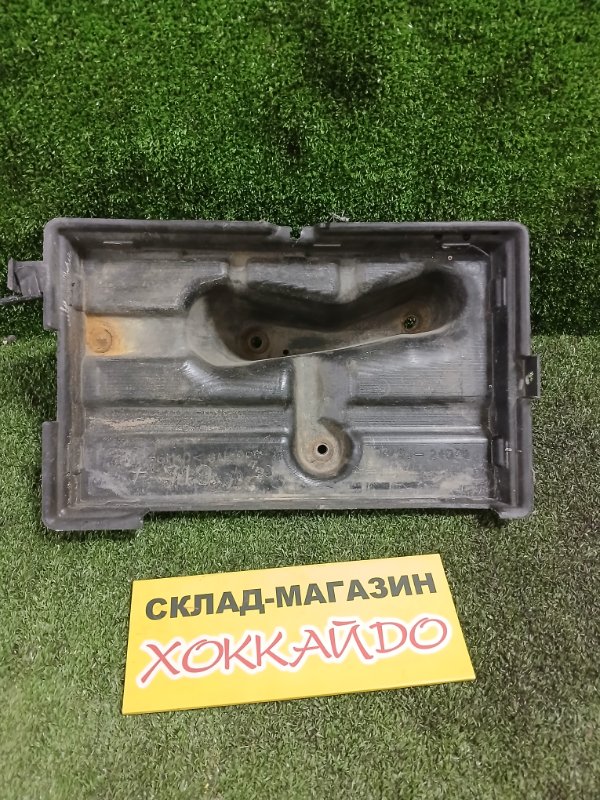 Полка под аккумулятор Lexus SC430 UZZ40 3UZ-FE 07.2005 (б/у)