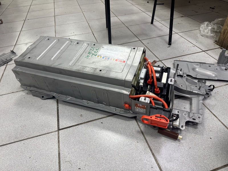 Высоковольтная батарея Toyota Prius Alpha ZVW41W 2ZR-FXE 05.2011 (б/у)