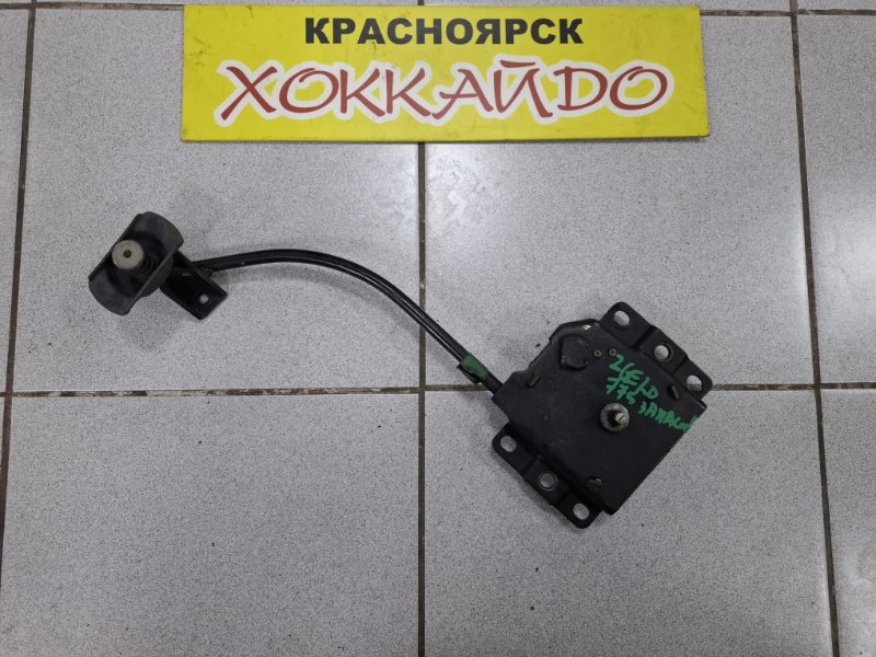 Кронштейн запасного колеса Toyota Wish ZGE20G 2ZR-FAE 04.2012 (б/у)