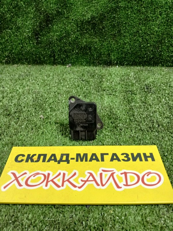 Датчик расхода воздуха Toyota Ist NCP60 2NZ-FE 05.2002 (б/у)