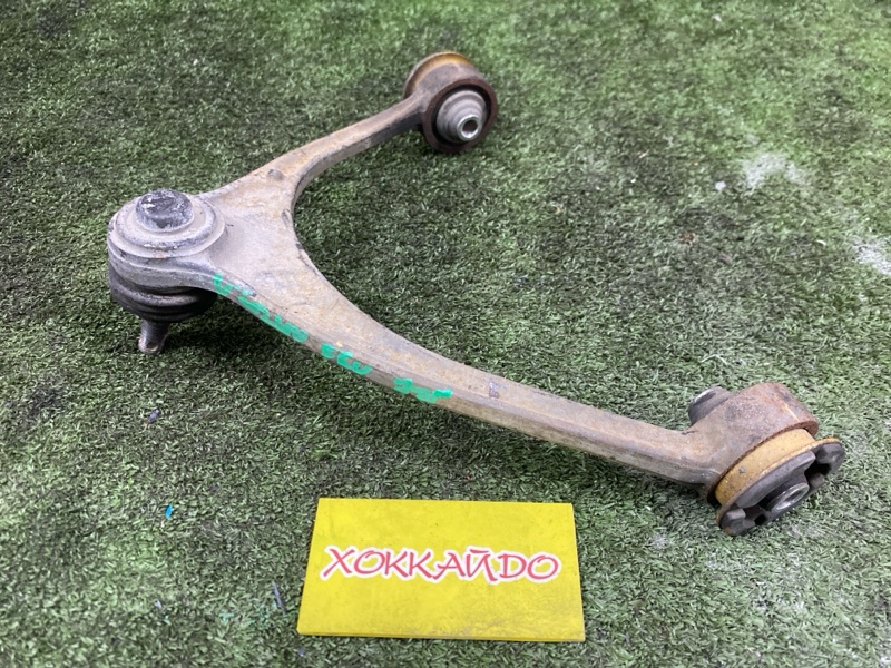 Рычаг подвески верхний Lexus SC430 UZZ40 3UZ-FE 07.2005 передний правый (б/у)