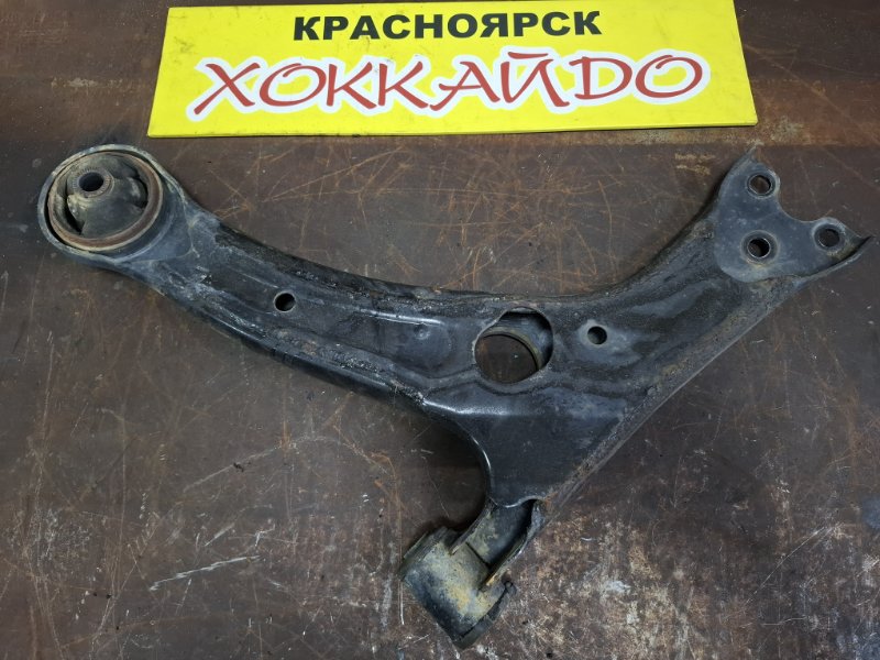 Рычаг подвески нижний Toyota Premio ZZT240 1ZZ-FE 12.2001 передний правый (б/у)