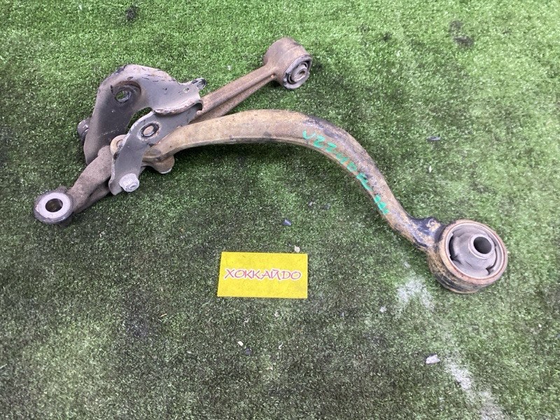 Рычаг подвески нижний Lexus SC430 UZZ40 3UZ-FE 07.2005 передний левый (б/у)