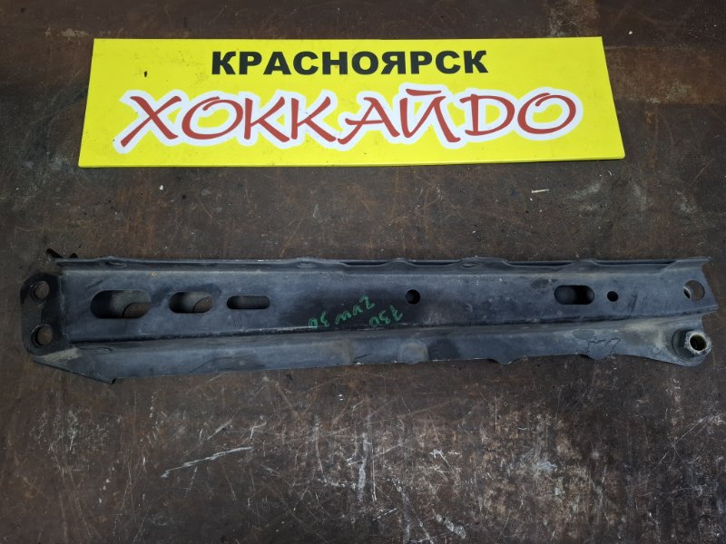 Балка продольная Toyota Prius ZVW30 2ZR-FXE 01.2009 передняя правая (б/у)