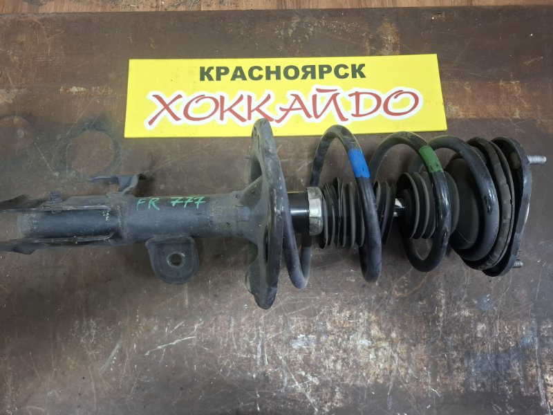 Стойка подвески Toyota Prius Alpha ZVW41W 2ZR-FXE 05.2011 передняя правая (б/у)