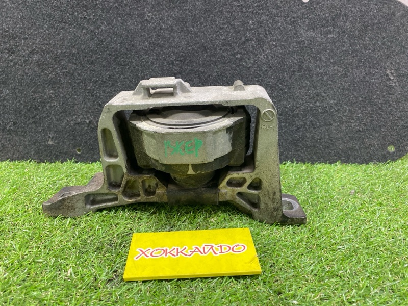 Подушка двигателя Mazda Axela BKEP LF-DE 10.2003 правая (б/у)