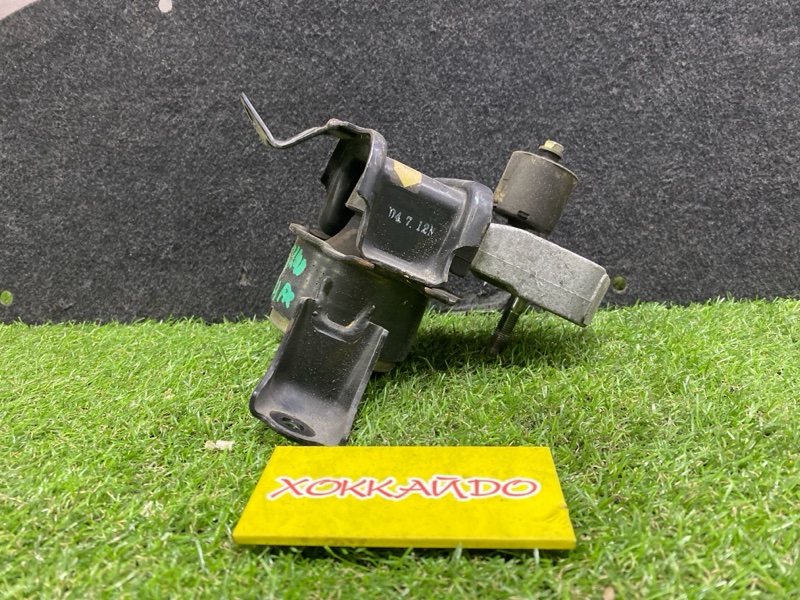 Подушка двигателя Toyota Premio NZT240 1NZ-FE 12.2001 правая (б/у)