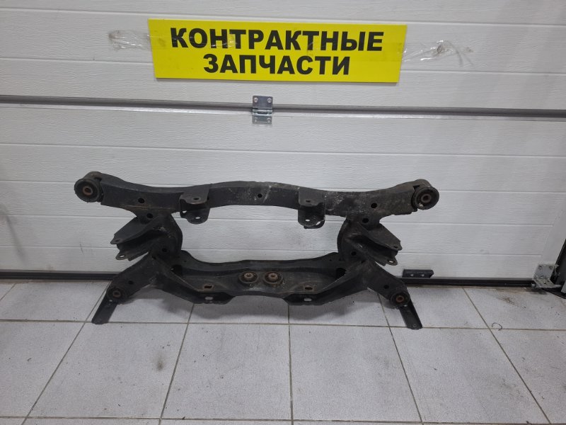 Балка поперечная Subaru Legacy BH5 EJ202 05.2001 задняя (б/у)