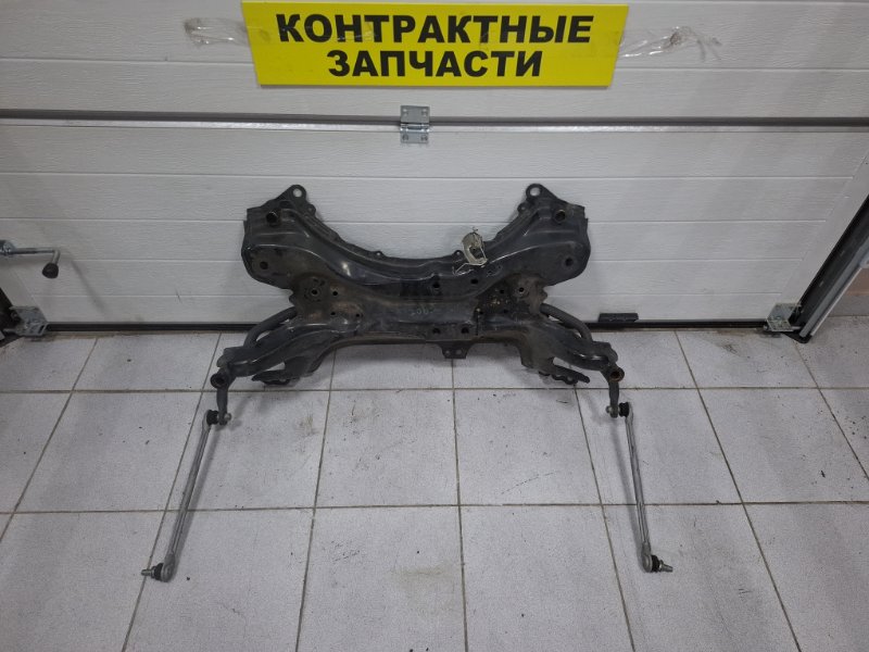 Балка поперечная Toyota Prius Alpha ZVW41W 2ZR-FXE 05.2011 передняя (б/у)