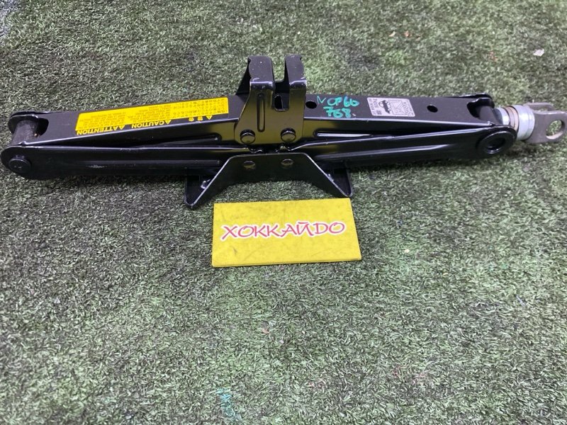 Домкрат Toyota Ist NCP60 2NZ-FE 05.2002 (б/у)