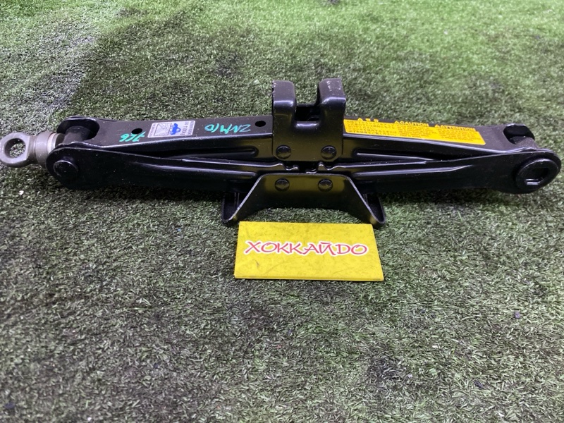 Домкрат Toyota Isis ZNM10G 1ZZ-FE 05.2007 (б/у)