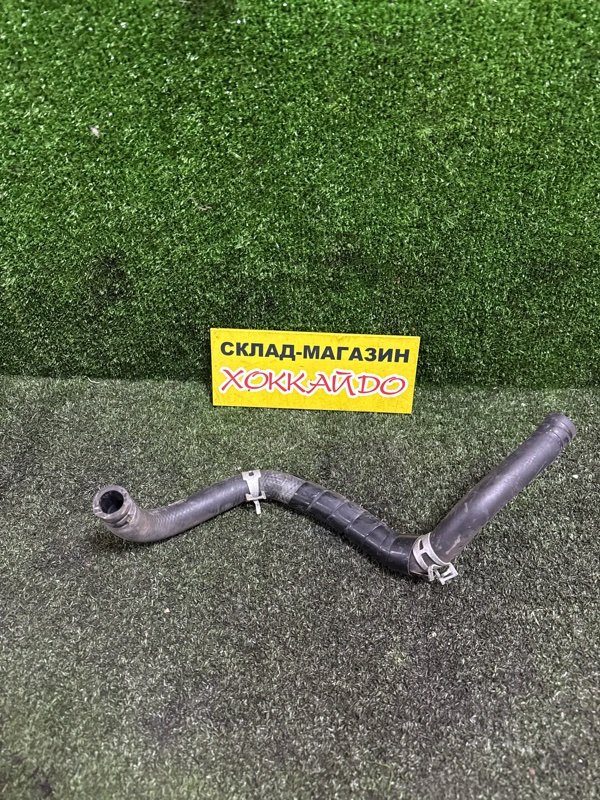 Патрубок радиатора печки Toyota Ist NCP60 2NZ-FE 05.2002 (б/у)