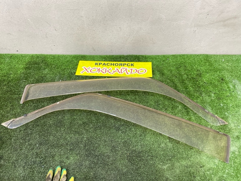 Ветровик Mitsubishi Pajero Mini H58A 4A30T 10.1998 передний (б/у)