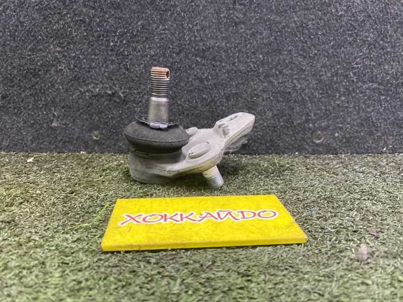 Шаровая Toyota Wish ZGE20G 2ZR-FAE 04.2012 передняя левая (б/у)