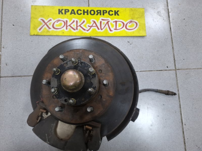 Ступица Toyota Grand Hiace VCH16W 5VZ-FE 08.1999 передняя левая (б/у)