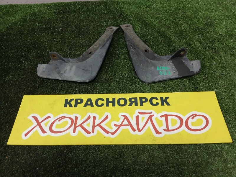 Брызговики Toyota Ist NCP60 2NZ-FE 05.2002 передние (б/у)