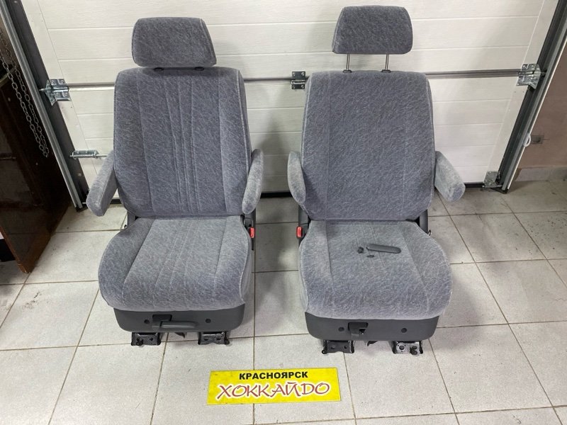 Сиденья Toyota Granvia KCH10 1KZ-TE 08.1995 задняя (б/у)