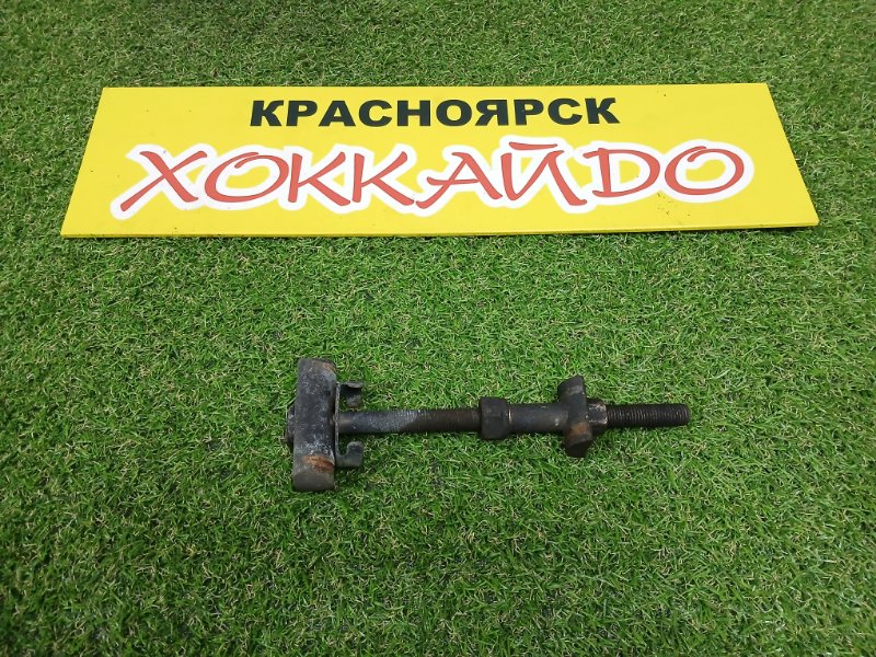 Болт подвески Mazda Bongo SS88V F8 04.1994 передний (б/у)