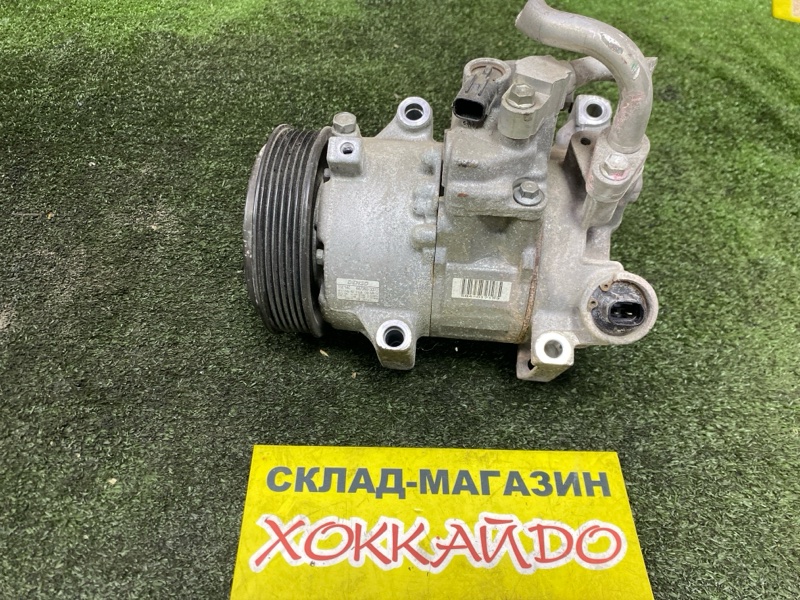 Компрессор кондиционера Toyota Wish ZGE20W 2ZR-FAE 04.2009 (б/у)