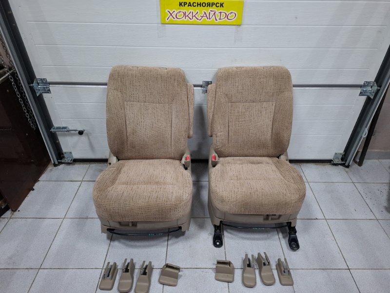 Сиденья Honda Stepwgn RF3 K20A 04.2001 передняя (б/у)