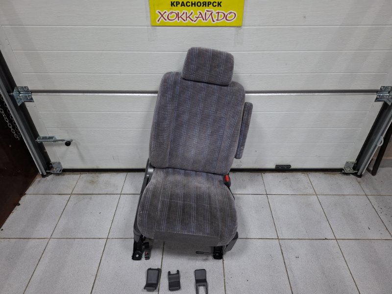 Сиденья Honda Stepwgn RF1 B20B 05.1999 передняя правая (б/у)