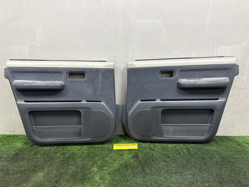 Обшивка двери Honda Stepwgn RF1 B20B 05.1999 передняя (б/у)