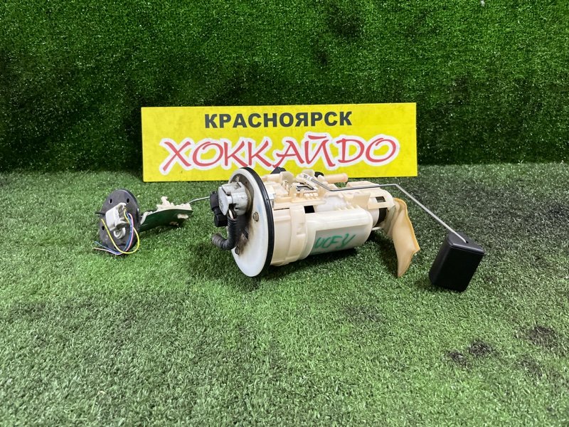 Насос топливный Toyota Celsior UCF31 3UZ-FE 08.2000 (б/у)