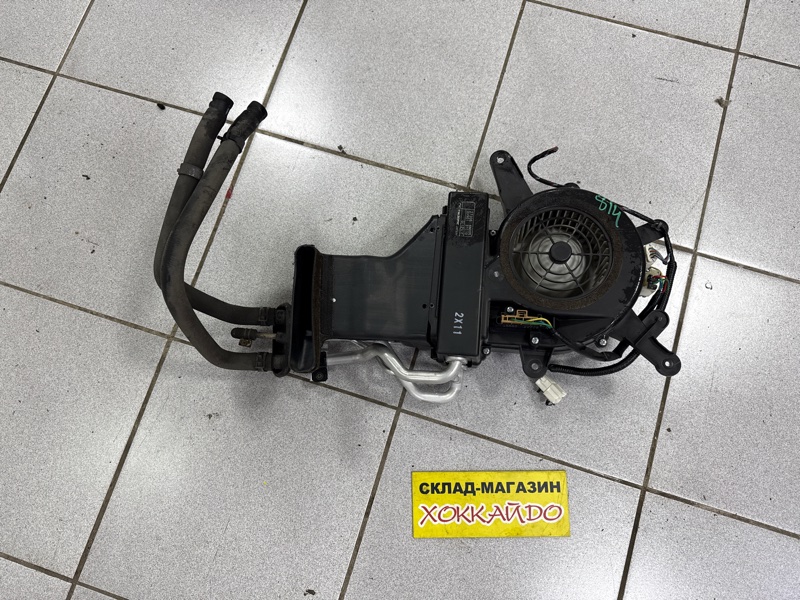 Корпус печки Nissan Serena RC24 QR25DE 12.2001 задний (б/у)