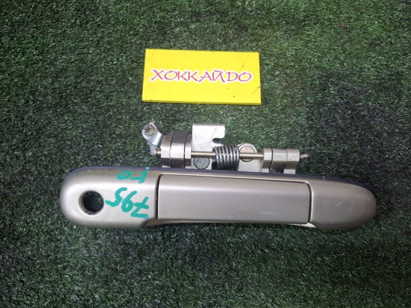 Ручка открывания багажника Toyota Raum EXZ10 5E-FE 08.1999 передняя правая (б/у)