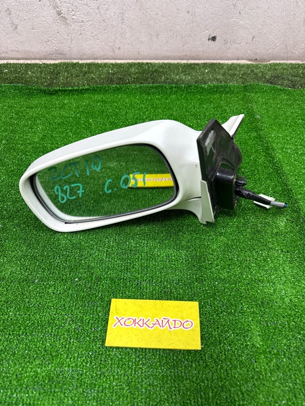 Зеркало боковое Toyota Opa ZCT10 1ZZ-FE 06.2002 переднее левое (б/у)