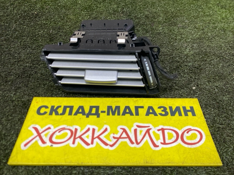 Дефлектор воздушный Mercedes-Benz E-Class W212 M271 DE18 EVO 05.2009 (б/у)