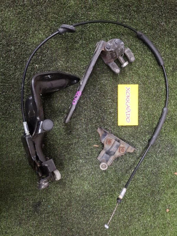Ролик двери Honda Stepwgn RF1 B20B 05.1999 задний левый (б/у)